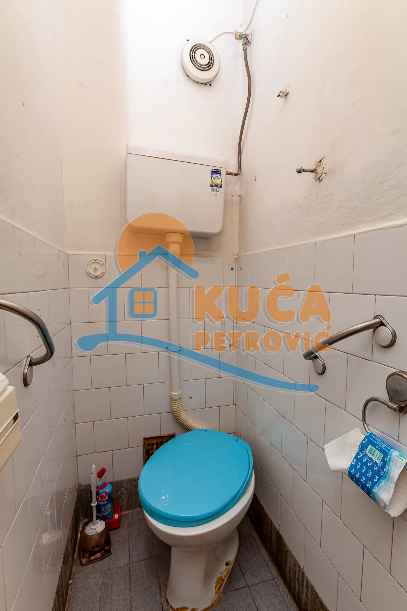 Trosoban stan, 66 m2, Centar, Sinđelićev trg ID: p-015627 16