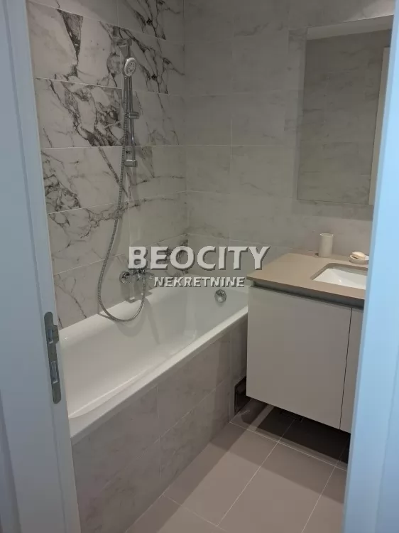 Trosoban stan, 90 m2, Centar, Arkadia ID: 128064 7