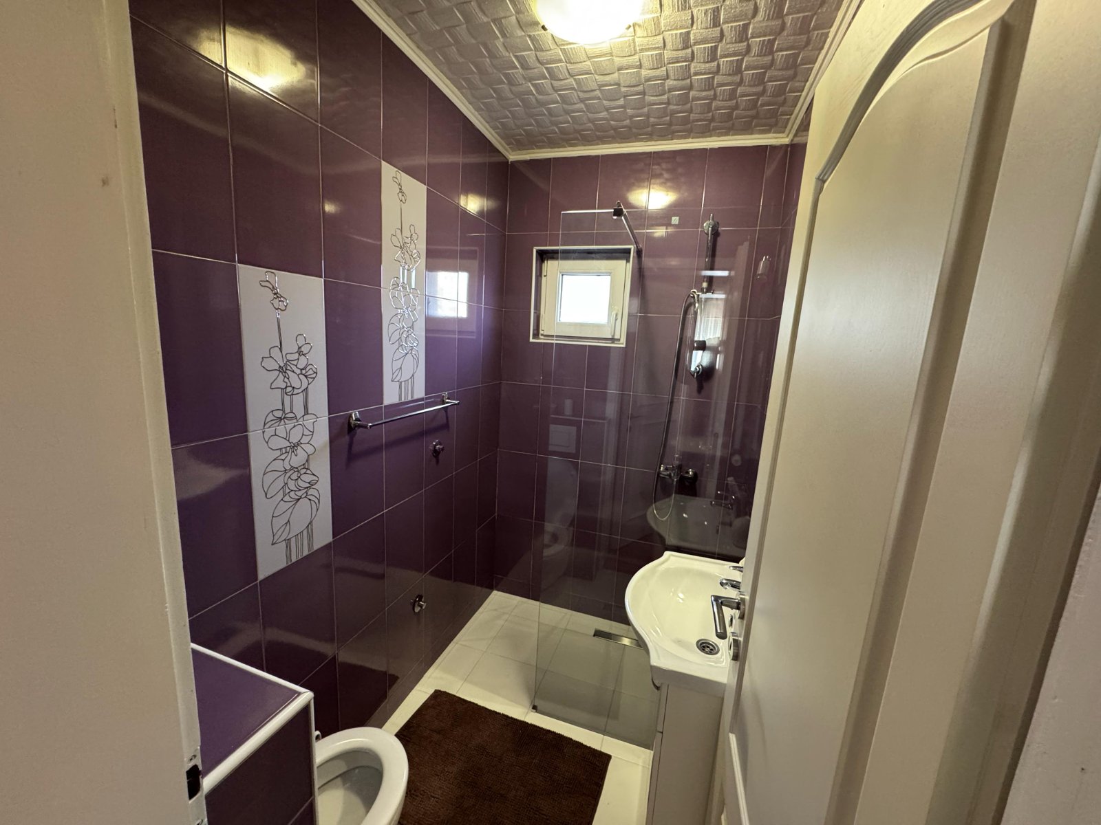 Prodajem kucu u Kukujevcima Šid 4