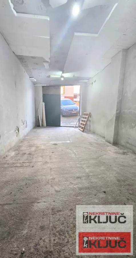BULEVAR EVROPE IZDAJE SE PROSTOR ZA MAGACIN ILI GARAŽU 3