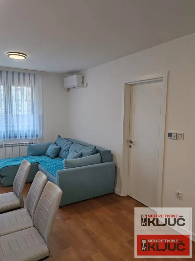 ROTVARIJA IZDAJE SE JEDNOIPOSOBAN MODERNO OPREMLJEN STAN 3