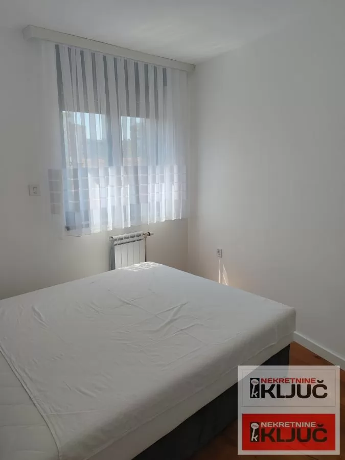 ROTVARIJA IZDAJE SE JEDNOIPOSOBAN MODERNO OPREMLJEN STAN 8