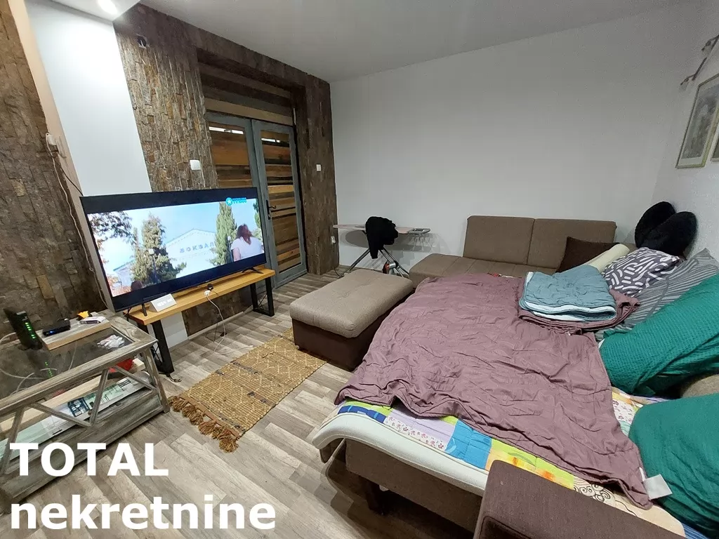 Stan,NOVI SAD,BULEVAR,kv: 56.00, € 150000, ID: 1102107 2