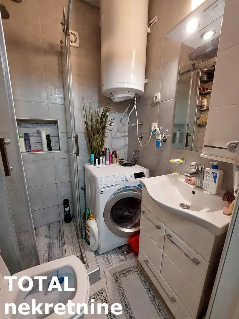 Stan,NOVI SAD,BULEVAR,kv: 56.00, € 150000, ID: 1102107 25