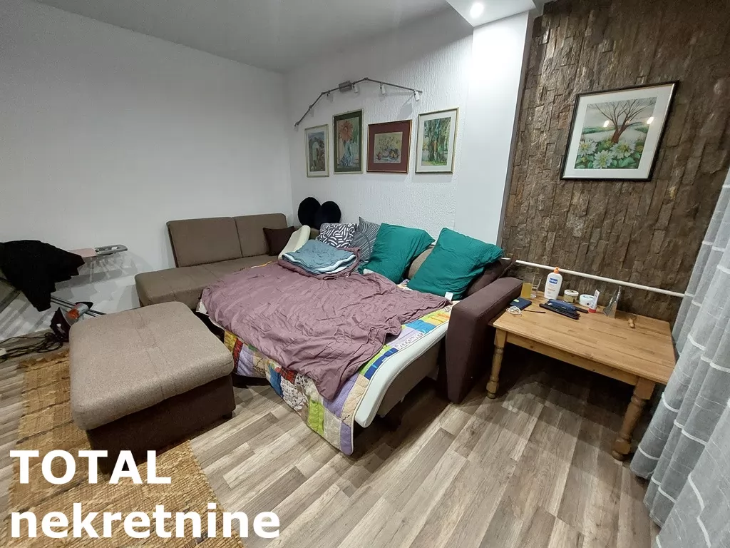 Stan,NOVI SAD,BULEVAR,kv: 56.00, € 150000, ID: 1102107 5