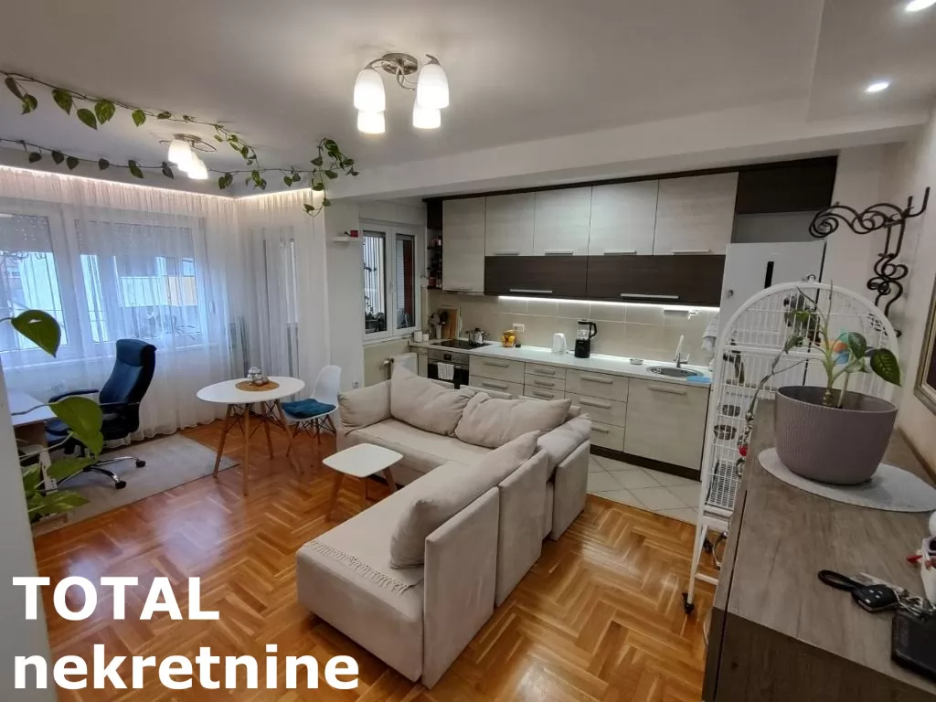 Stan,NOVI SAD,GRBAVICA,kv: 42.00, € 150000, ID: 1102008 1