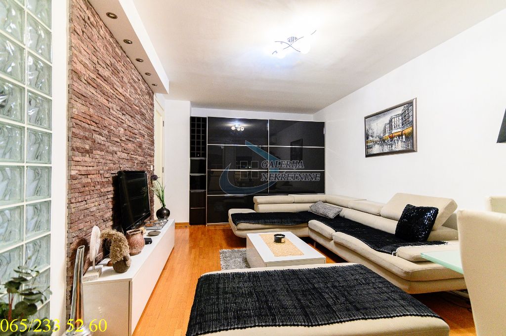 Novi Beograd  Belville   Jurija Gagarina 68m2 2