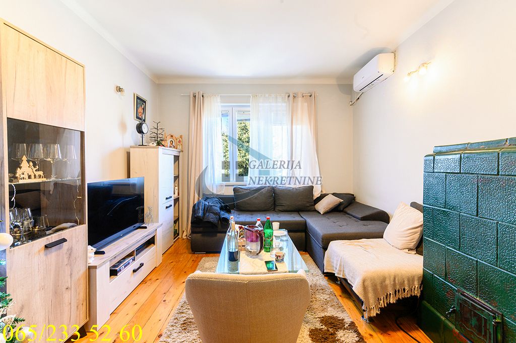 Zemun  Pregrevica   Cara Dušana 46m2 1