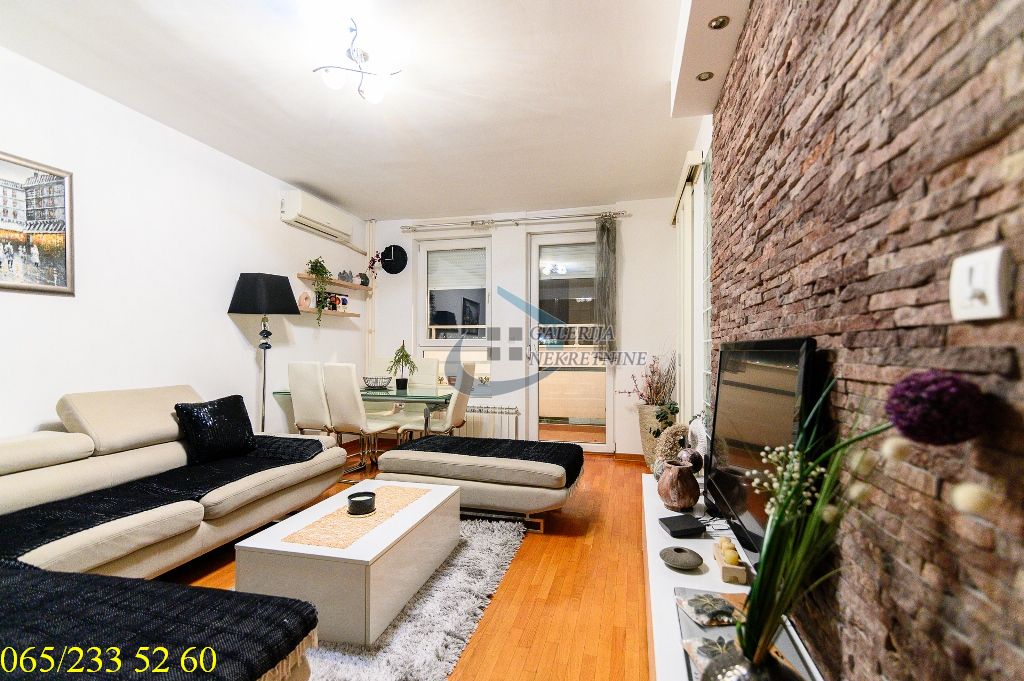 Novi Beograd  Belville   Jurija Gagarina 68m2 1