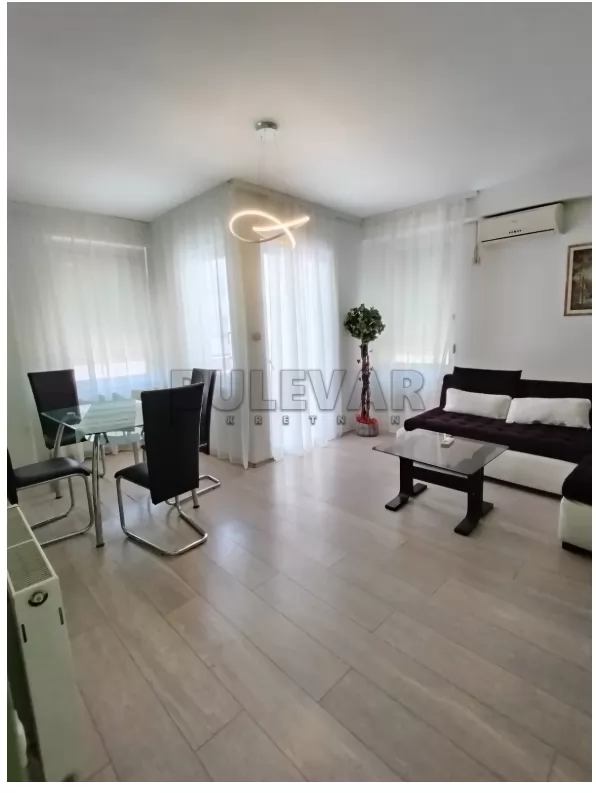 četvorosoban stan, 80 m2, Centar, Daničićeva ID: p-015633 3