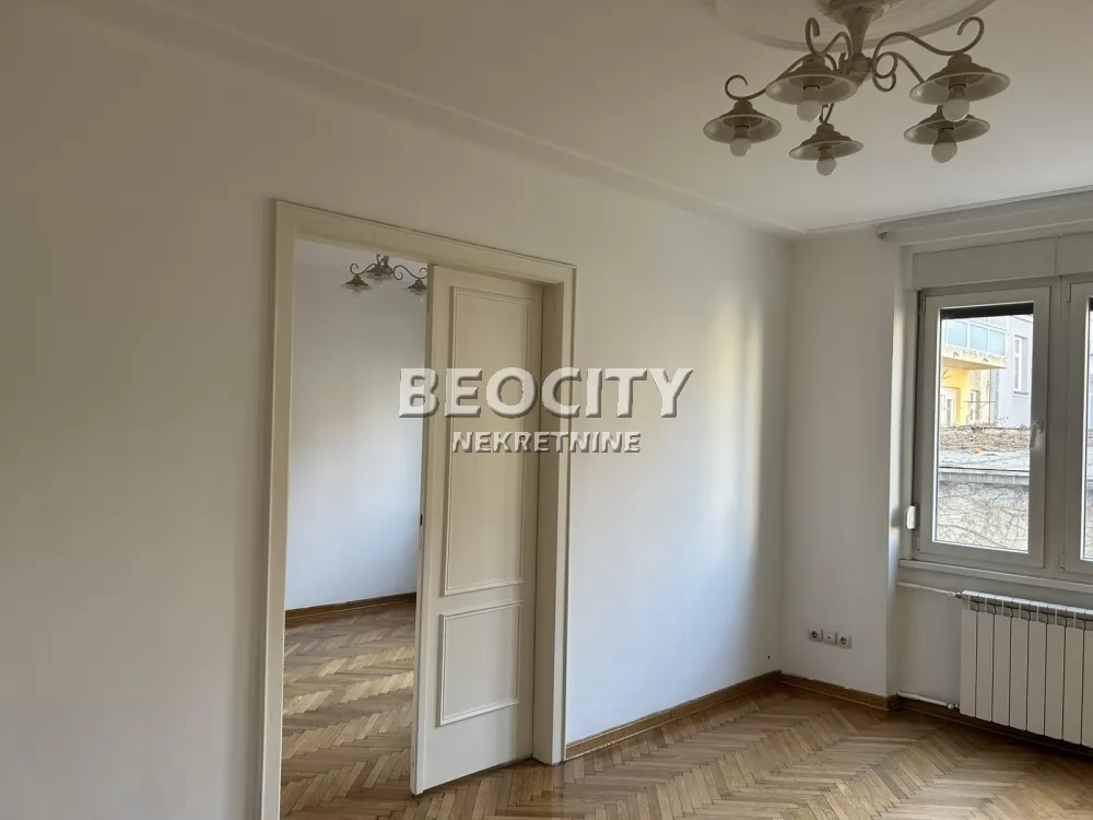 Dvosoban stan, 40 m2, Trg Nikole Pašića, Trg Nikole Pašića ID: 128144 4