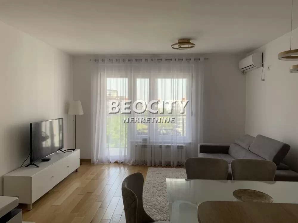 Dvosoban stan, 53 m2, Centar, Šumadijska ID: 127121 2