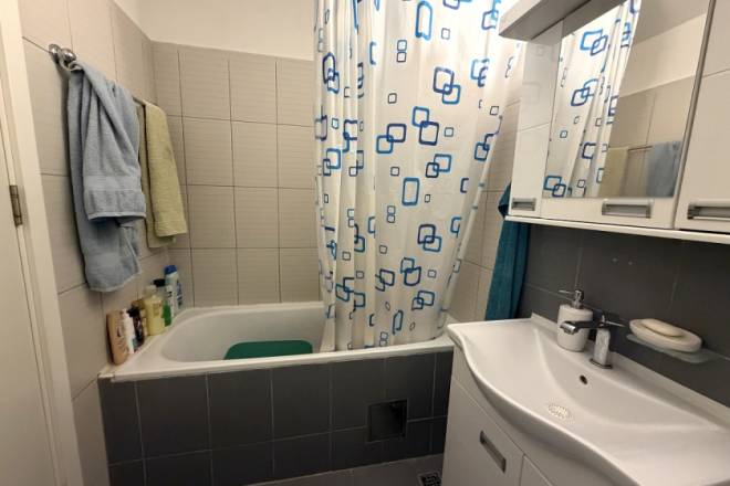 Odličan 3 0 stan u naselju Stepa Stepanović  74m2 4