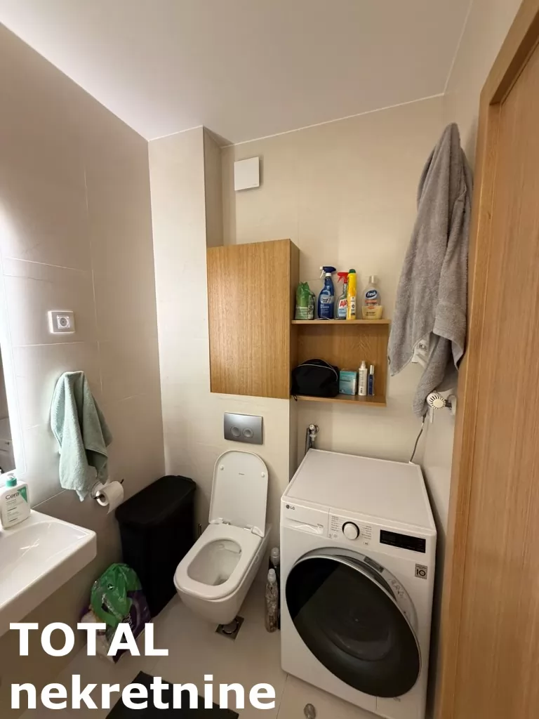 Stan,NOVI SAD,BULEVAR EVROPE,kv: 43.00, € 189000, ID: 1102053 5