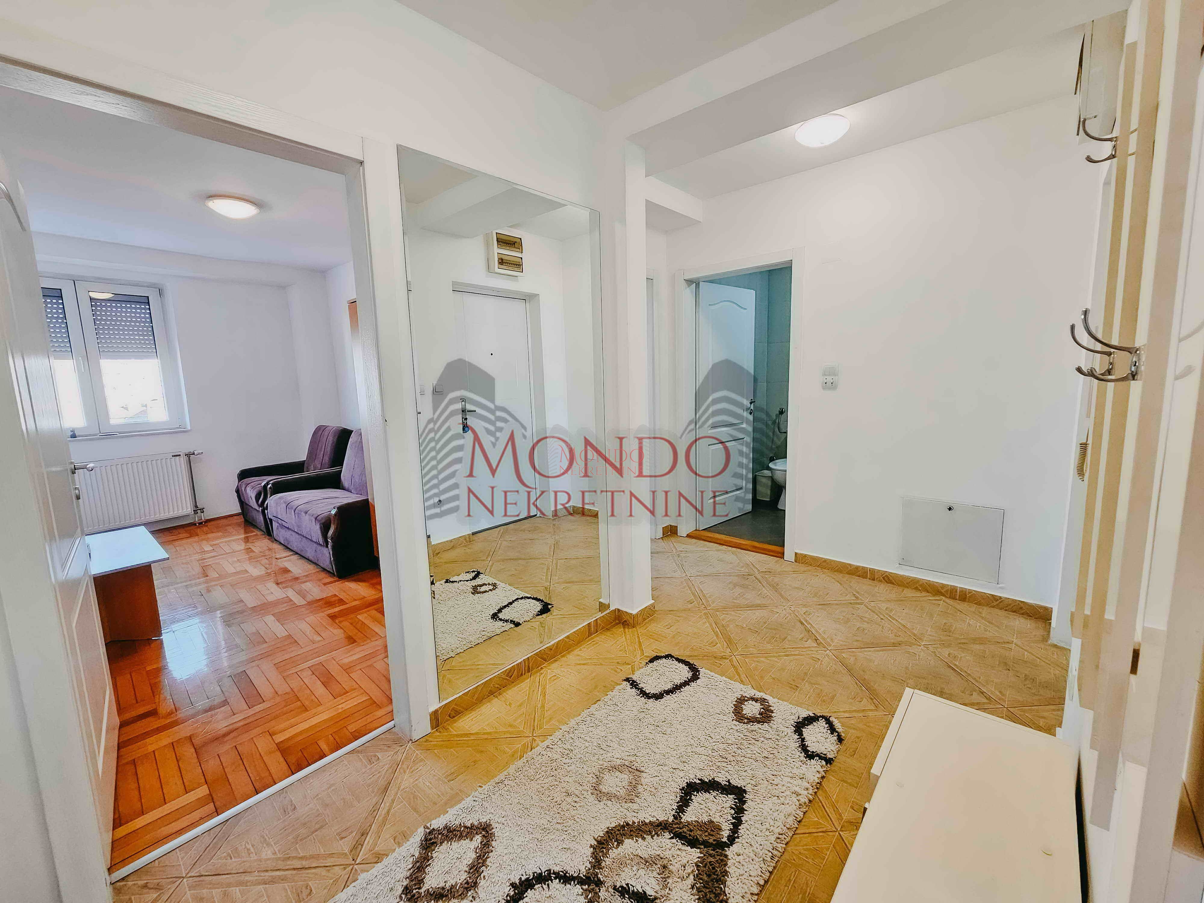 Dvoiposoban stan u novoj zgradi na Crvenom pevcu 11