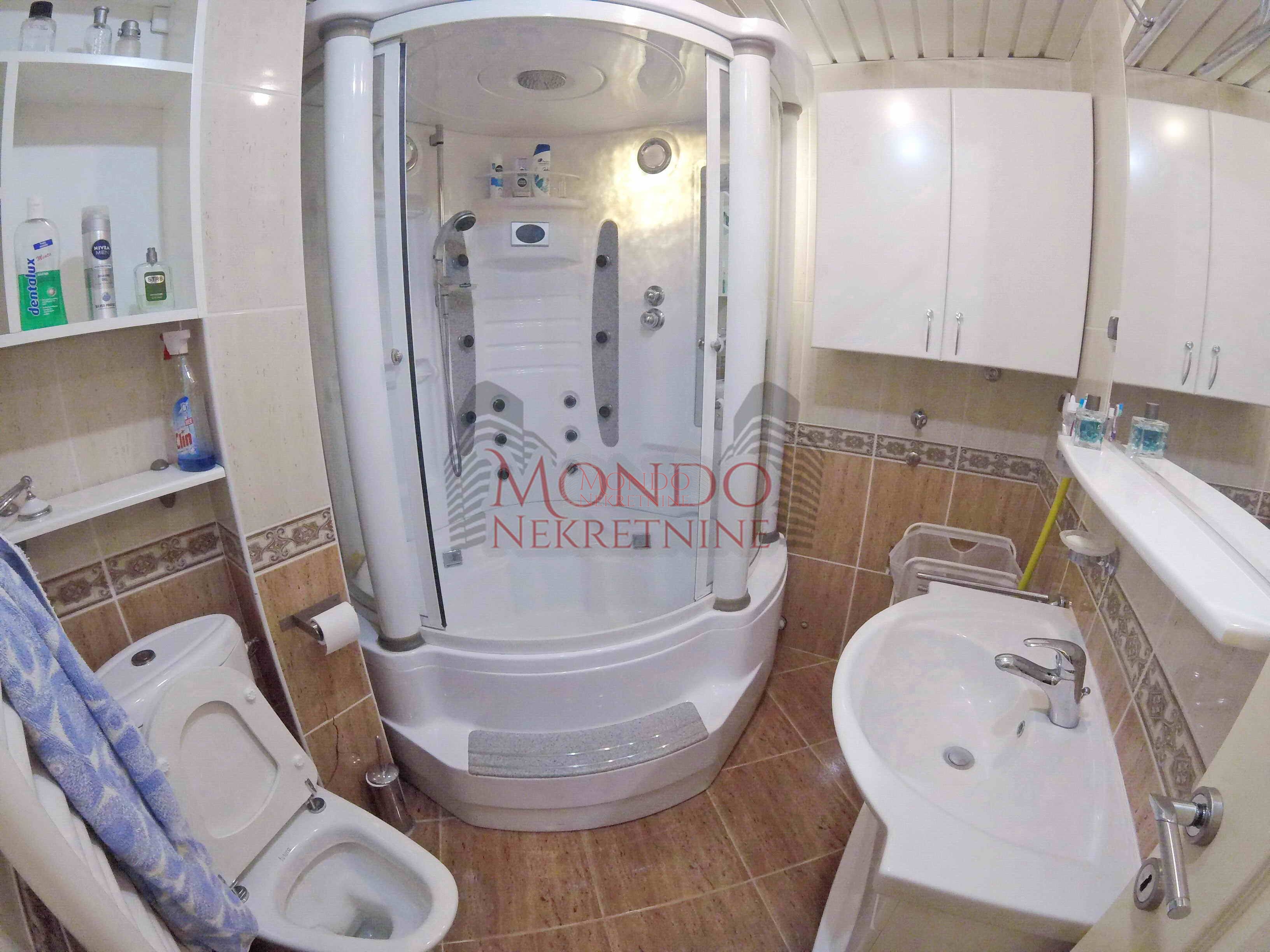 Trosoban stan u novoj zgradi na Paliluli, ul. Mokranjceva! 11