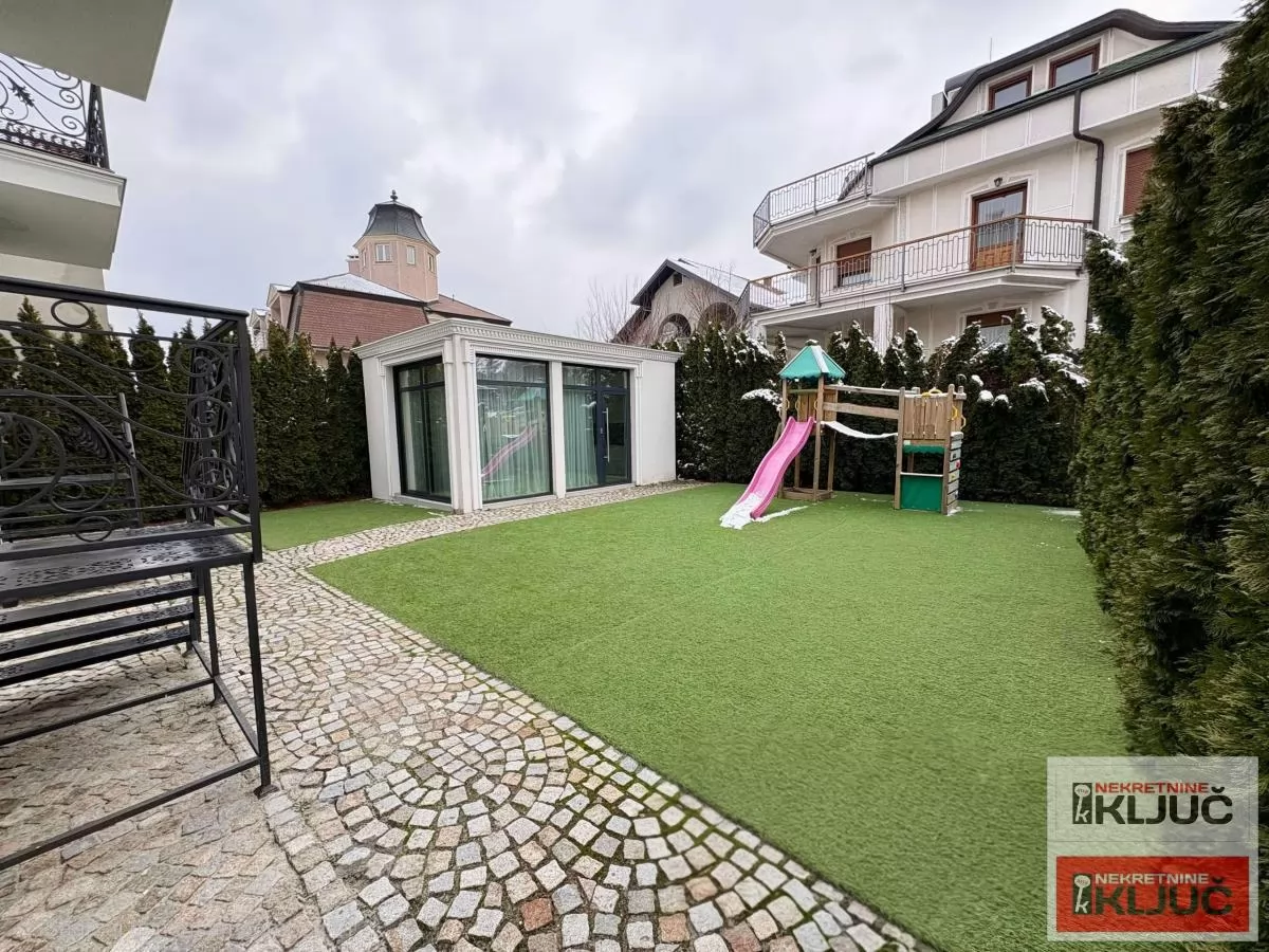 TATARSKO BRDO IZDAJE SE EKSKLUZIVAN STAN SA GARAŽOM 5