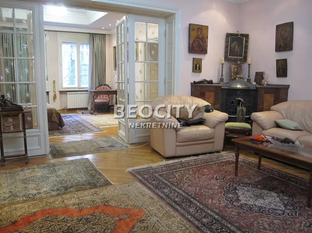 Trosoban stan, 106 m2, Centar, Kneginje Ljubice ID: 128201 1