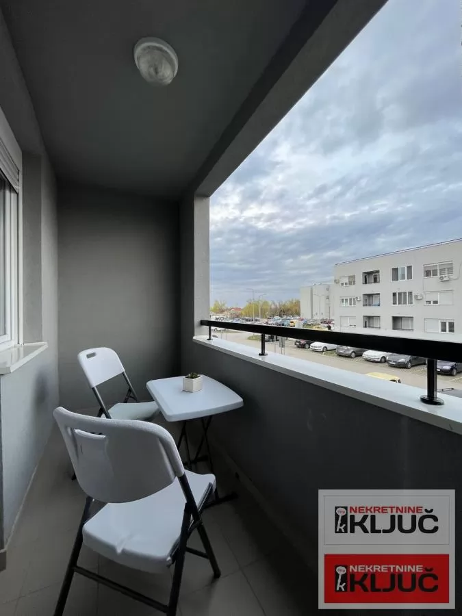 VETERNIK IZDAJE SE JEDNOIPOSOBAN MODERNO OPREMLJEN STAN 14