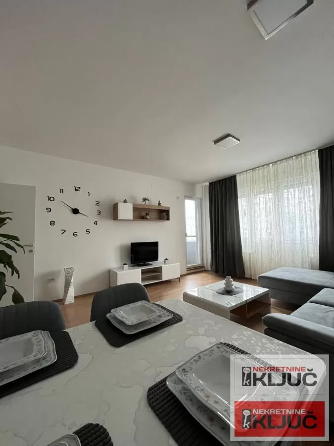 VETERNIK IZDAJE SE JEDNOIPOSOBAN MODERNO OPREMLJEN STAN 2