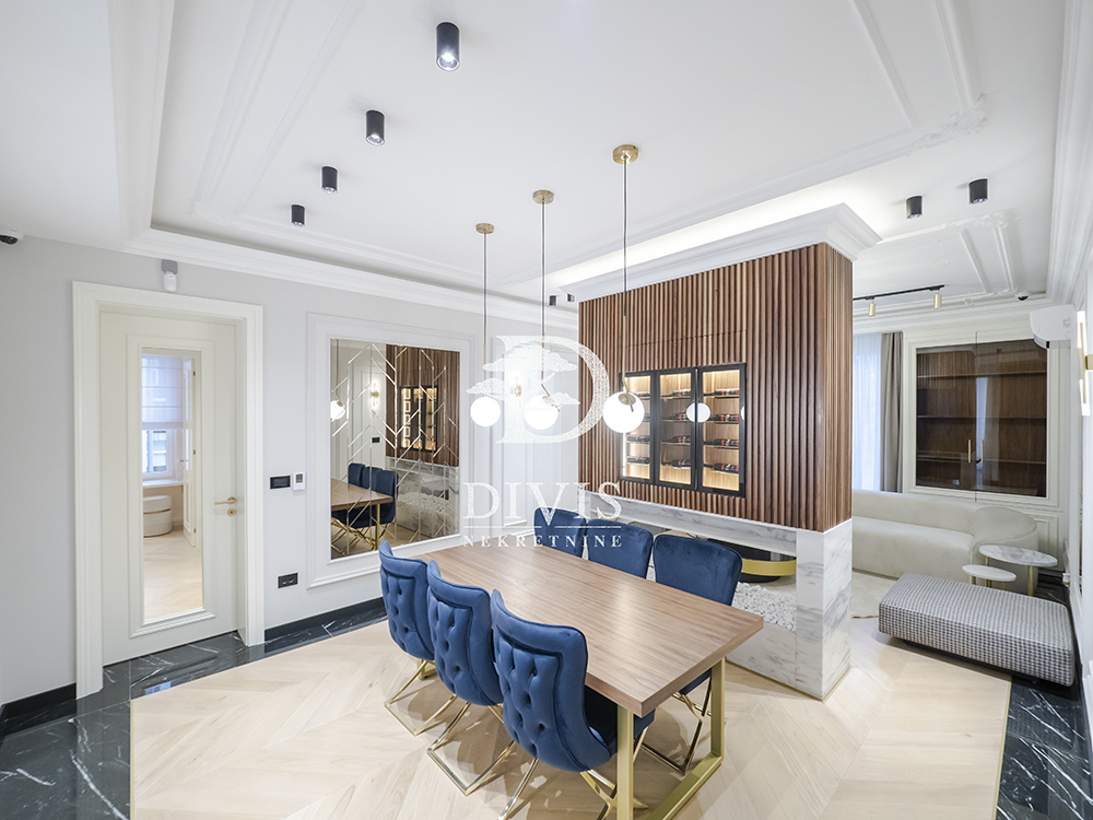 Renoviran  salonski stan na Vračaru  Krunska 100m2 3