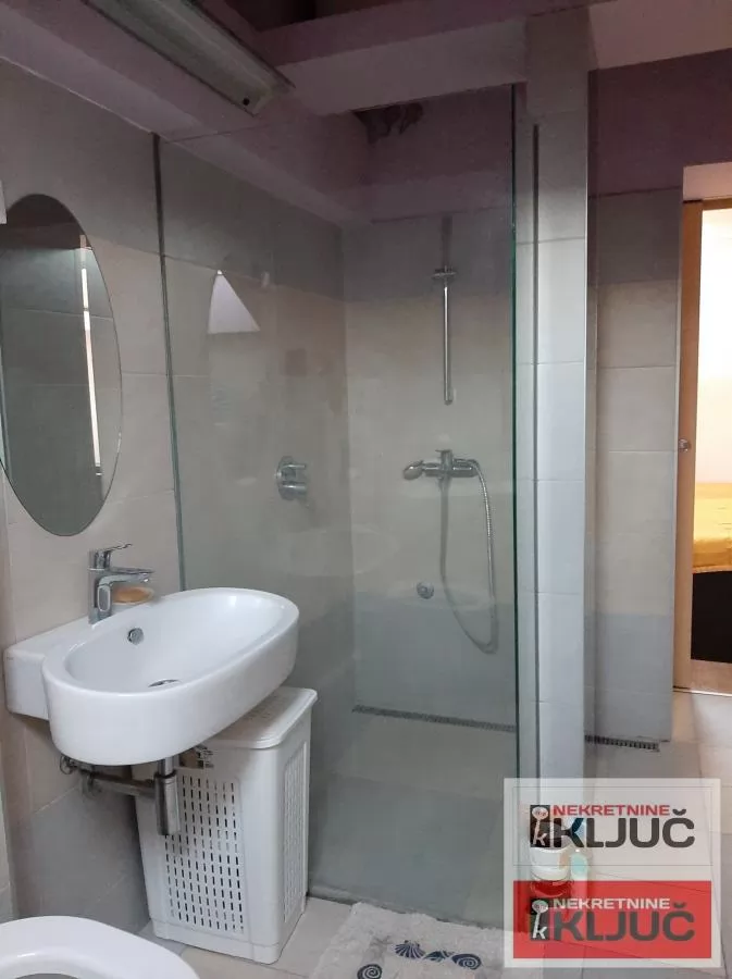 KOD SINAGOGE, 143m2, Petosoban-duplex, Unikat 13