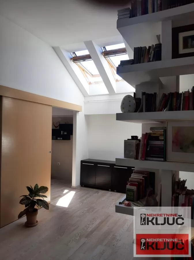 KOD SINAGOGE, 143m2, Petosoban-duplex, Unikat 15