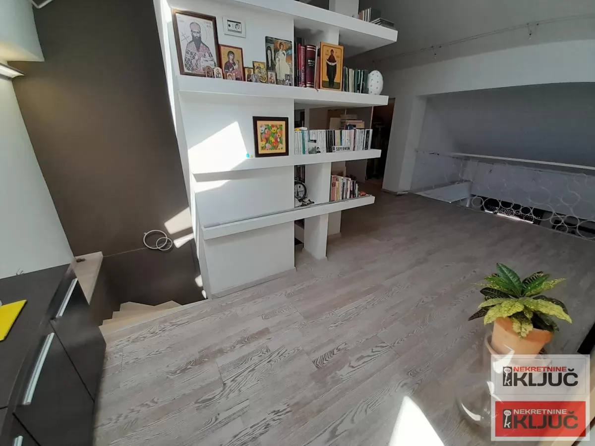 KOD SINAGOGE, 143m2, Petosoban-duplex, Unikat 17