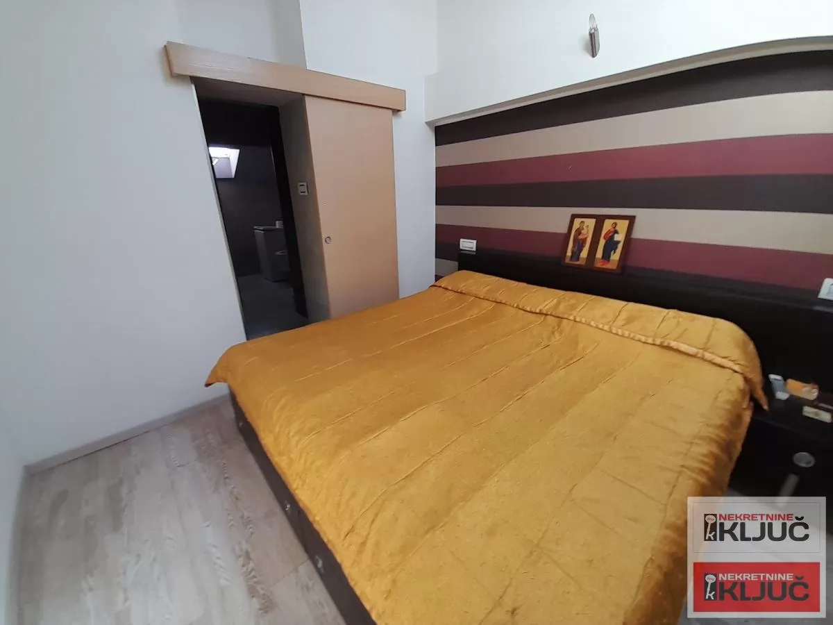 KOD SINAGOGE, 143m2, Petosoban-duplex, Unikat 26