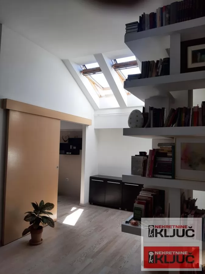 KOD SINAGOGE, 143m2, Petosoban-duplex, Unikat 28