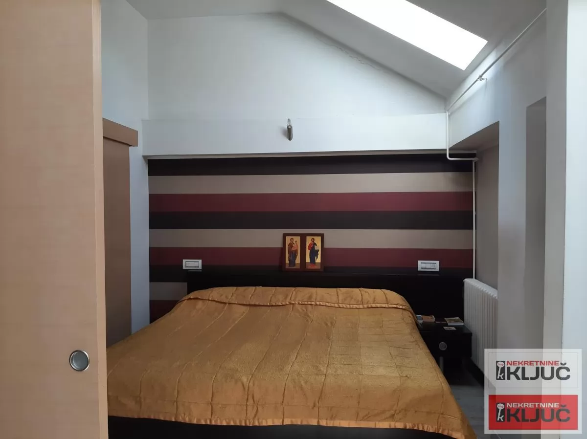 KOD SINAGOGE, 143m2, Petosoban-duplex, Unikat 29