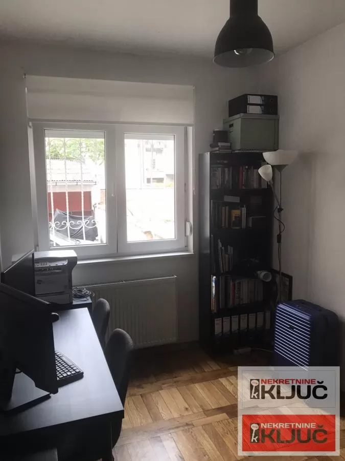 Podbara-moderan jednoiposoban stan,useljiv od 15.februara 4