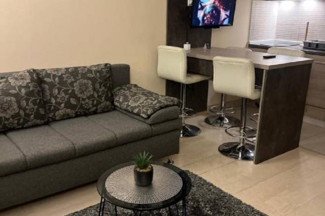 Prodajemo studio apartman u centru Kopaonika  28m2 2