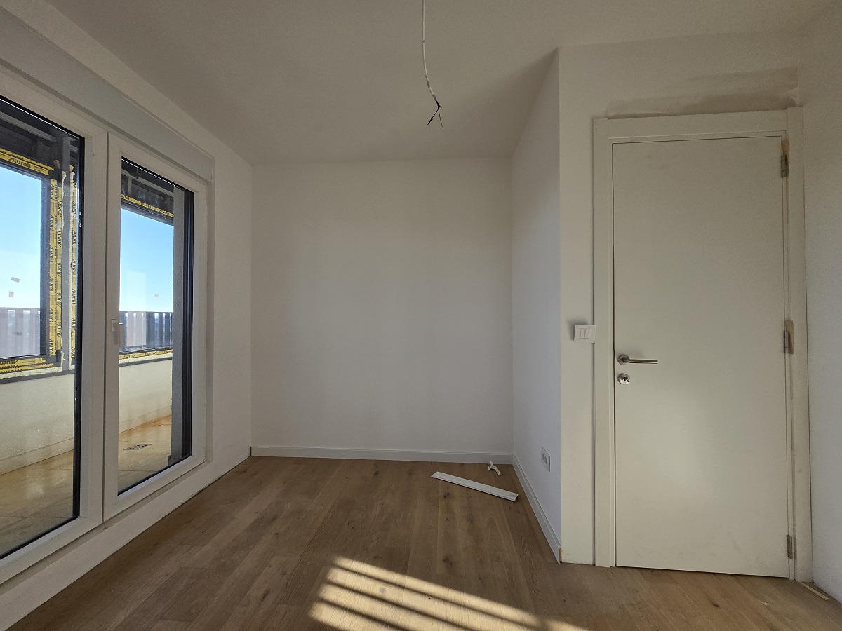 Prodajemo nov  3 0 stan   85m2  IV sprat  Gornji grad  Zemun 1