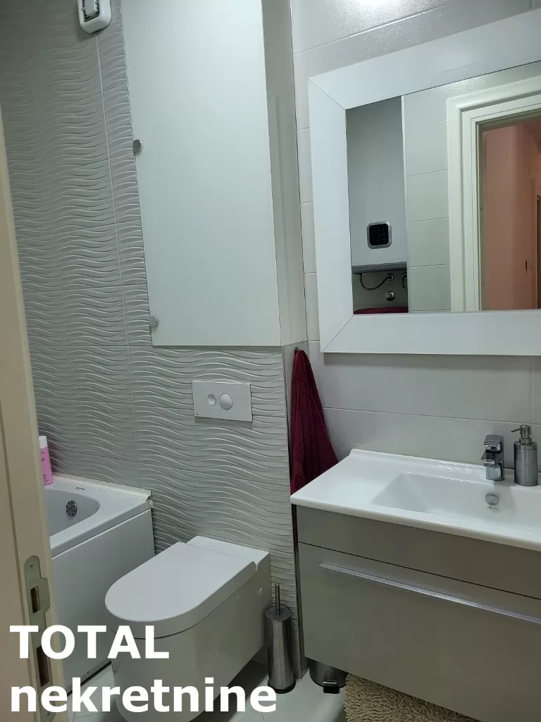 Stan,NOVI SAD,CENTAR,kv: 104.00, € 380000, ID: 1100009 23