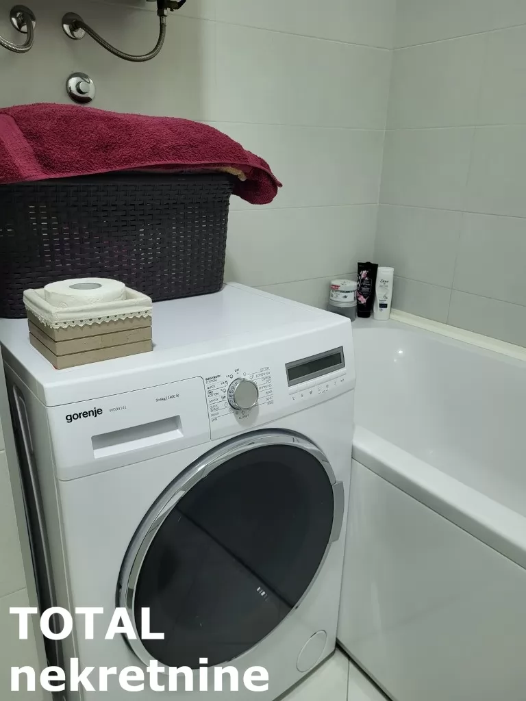 Stan,NOVI SAD,CENTAR,kv: 104.00, € 380000, ID: 1100009 26