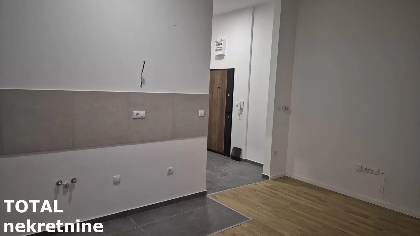 Stan,NOVI SAD,GRBAVICA,kv: 31.00, € 117000, ID: 1102110 2