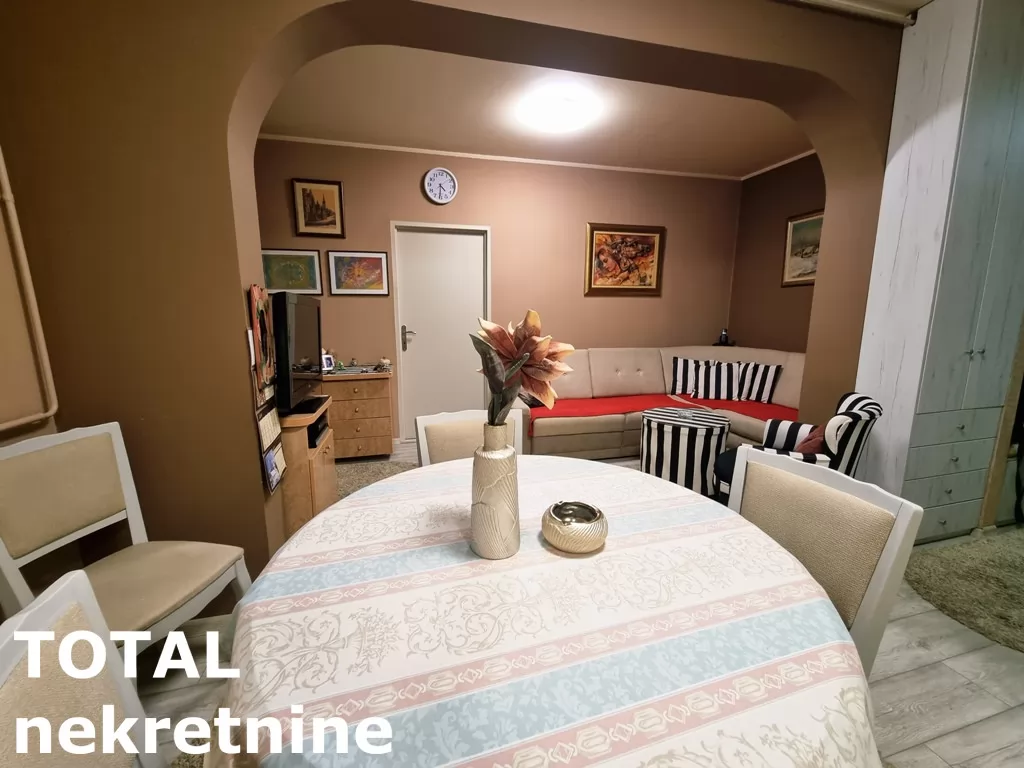 Stan,NOVI SAD,NOVO NASELJE - ŠARENGRAD,kv: 52.00, € 120000, ID: 1102103 3