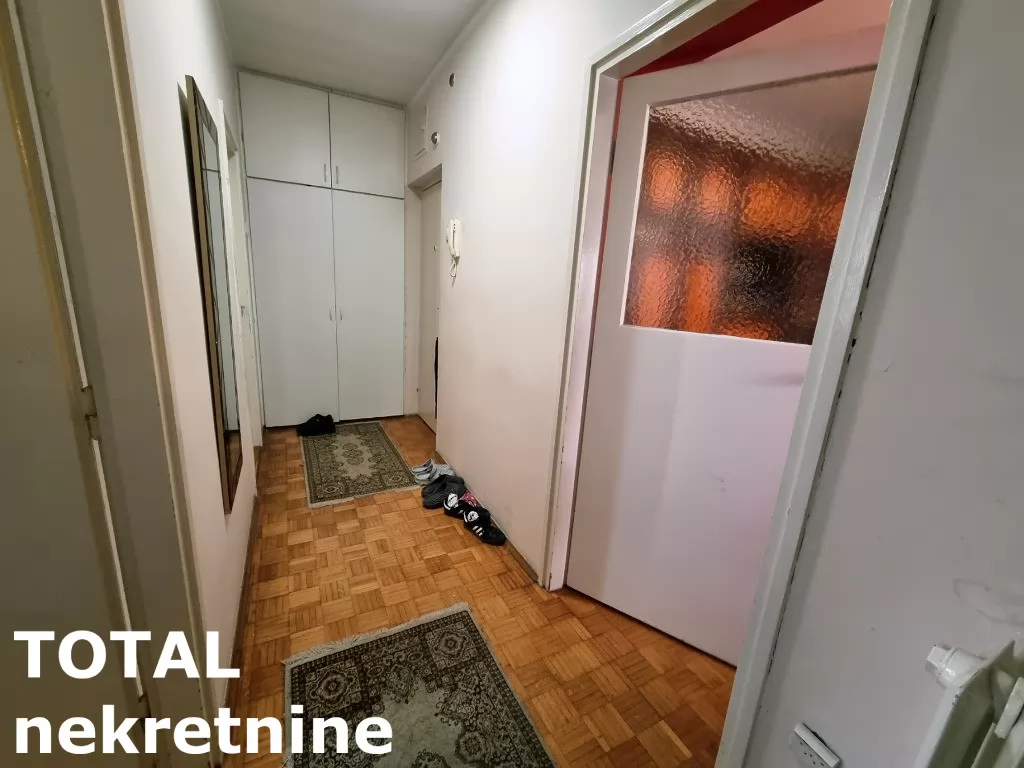 Stan,NOVI SAD,ZELEZNICKA STANICA,kv: 59.00, € 120000, ID: 1102115 11