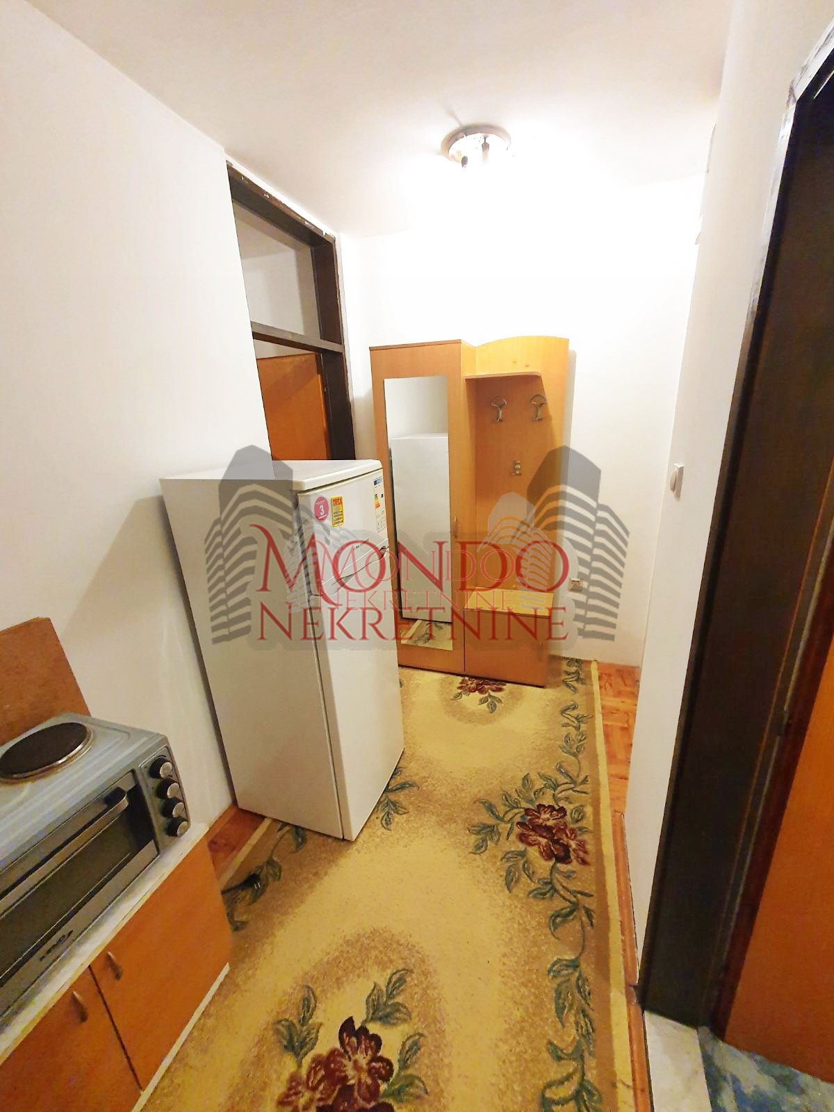 Jednosoban stan kod Železničke stanice 7