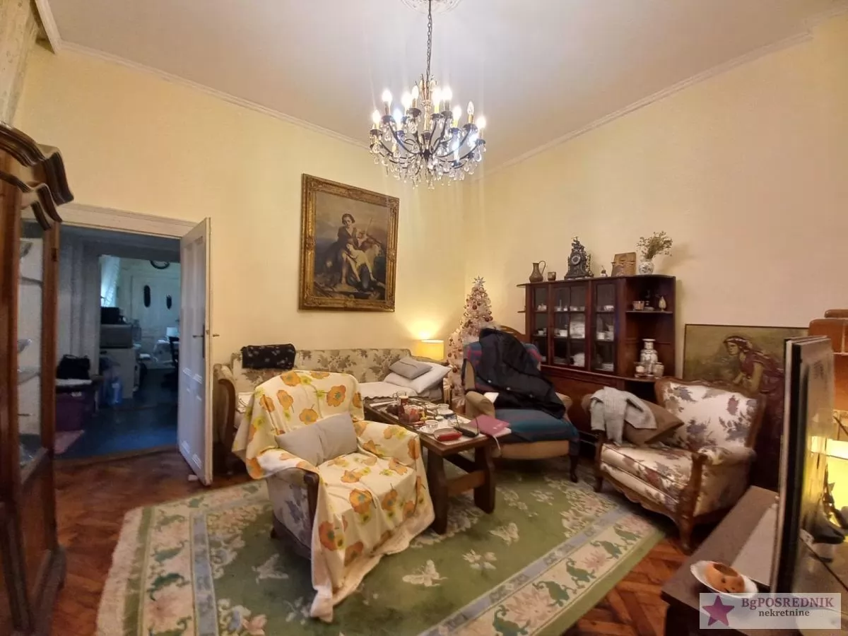 Vračar, Krunski venac, Beogradska, 110m2 1