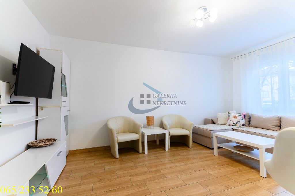 Voždovac  Dušanovac   Kumodraška 82m2 2