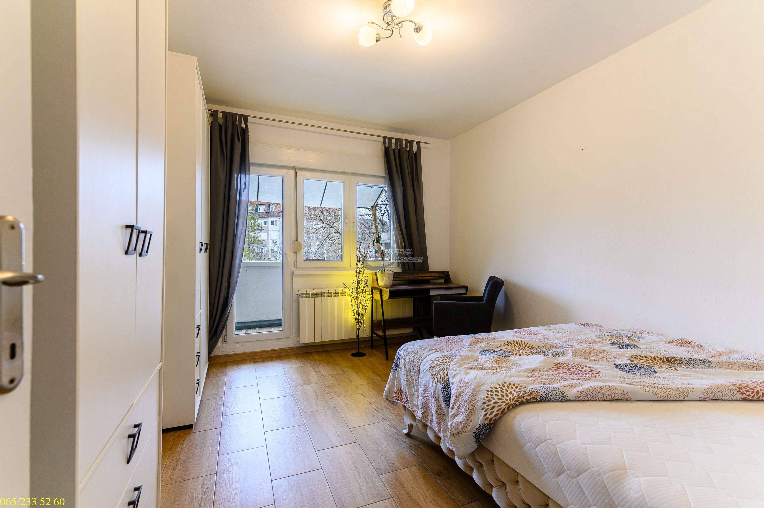 Voždovac  Dušanovac   Kumodraška 82m2 3