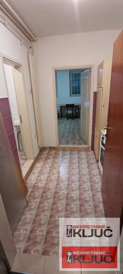 BULEVAR, 24m2, Jednosoban kod Futoške pijace 3