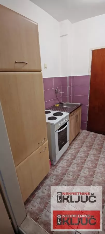 BULEVAR, 24m2, Jednosoban kod Futoške pijace 6