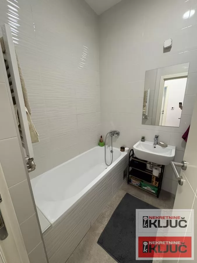 ROTKVARIJA, 39m2, Jednoiposoban, Novogradnja, Namešten 14