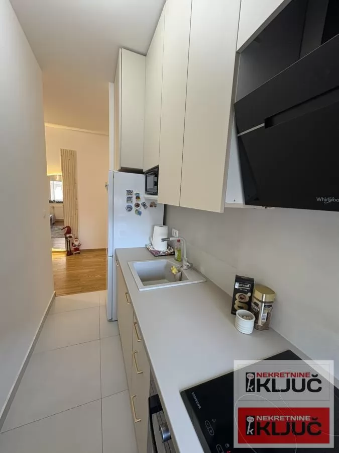 ROTKVARIJA, 39m2, Jednoiposoban, Novogradnja, Namešten 9