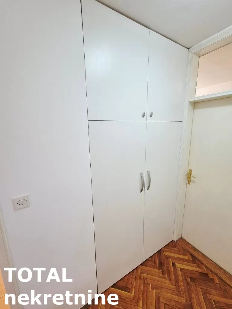 Stan,NOVI SAD,BULEVAR,kv: 63.00, € 165000, ID: 1102120 14