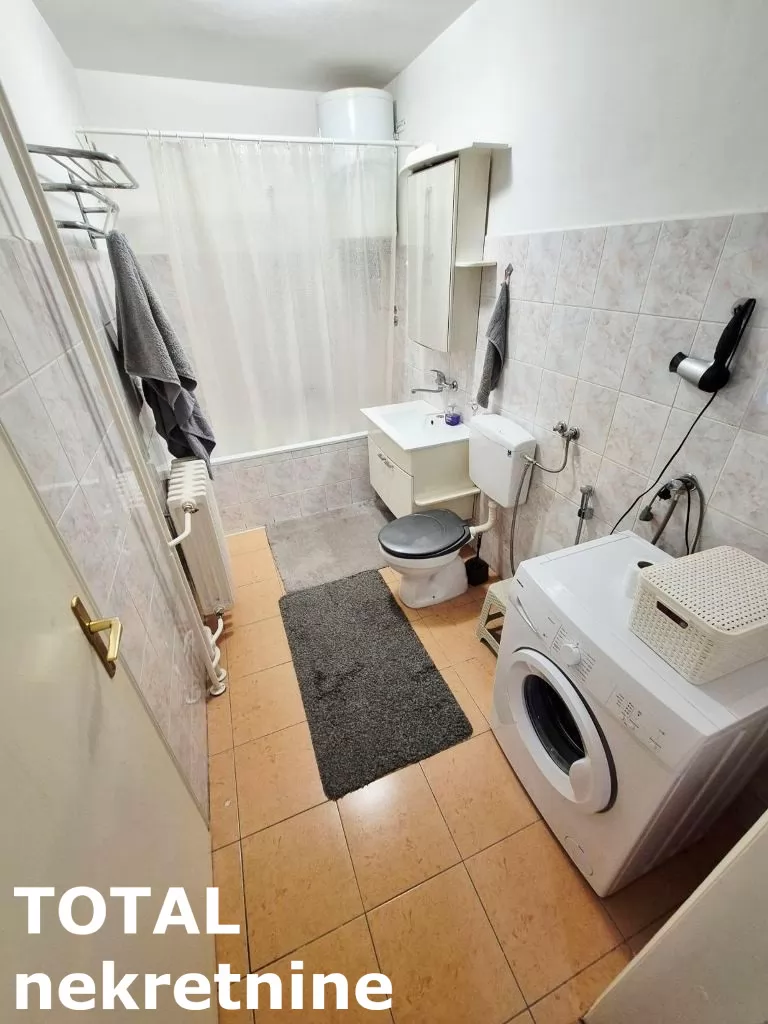 Stan,NOVI SAD,BULEVAR,kv: 63.00, € 165000, ID: 1102120 21