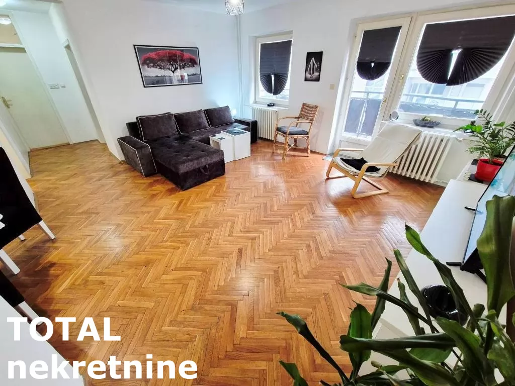 Stan,NOVI SAD,BULEVAR,kv: 63.00, € 165000, ID: 1102120 5